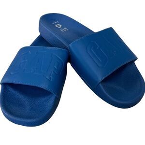 GAP Factory Men’s Blue Logo Slip-On Pool Slides. Sandals. Size 8-9. 8. 9. Small.